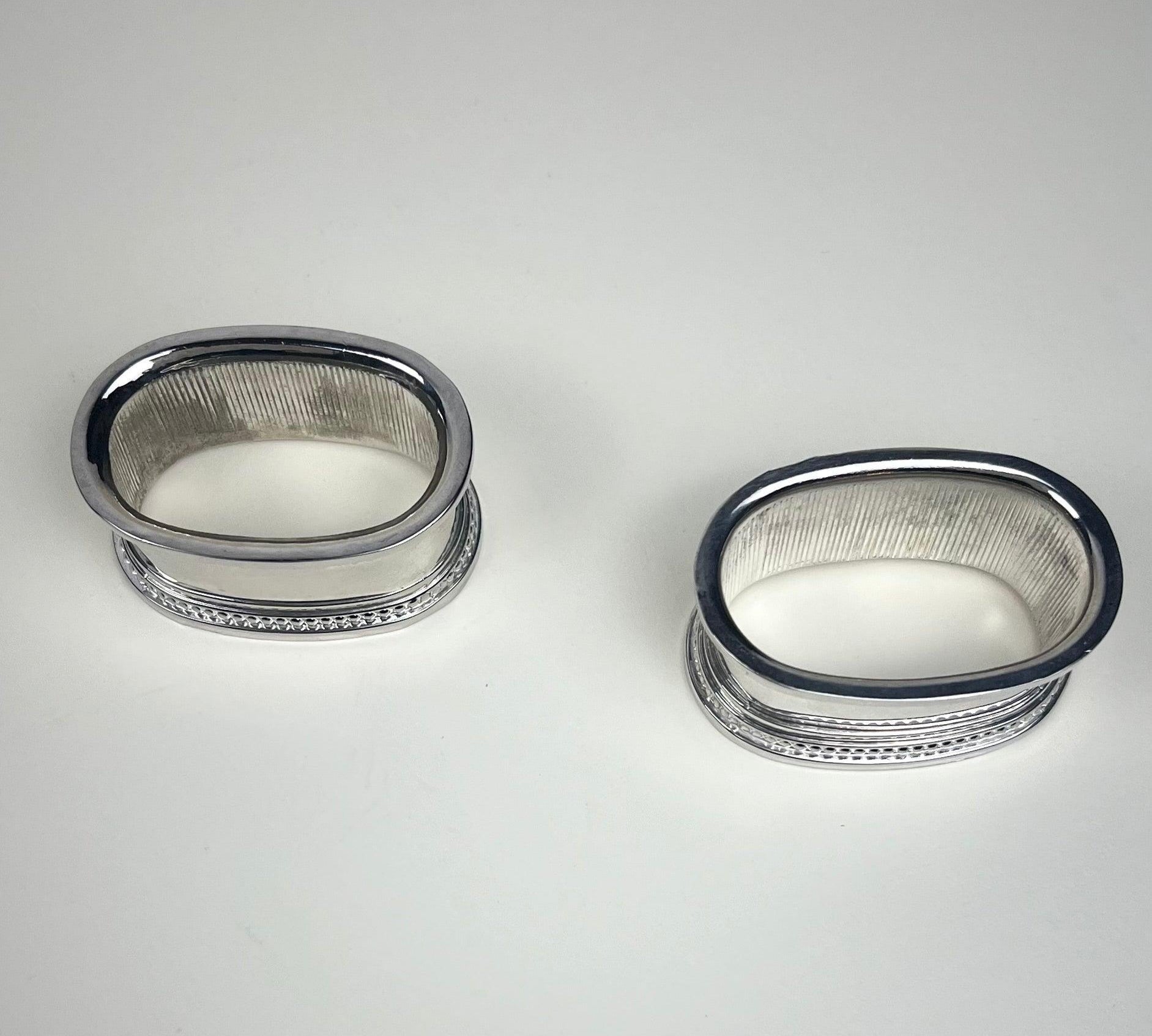 SET OF 2 | SILVER NAPKIN RINGS - L'Officina General Store