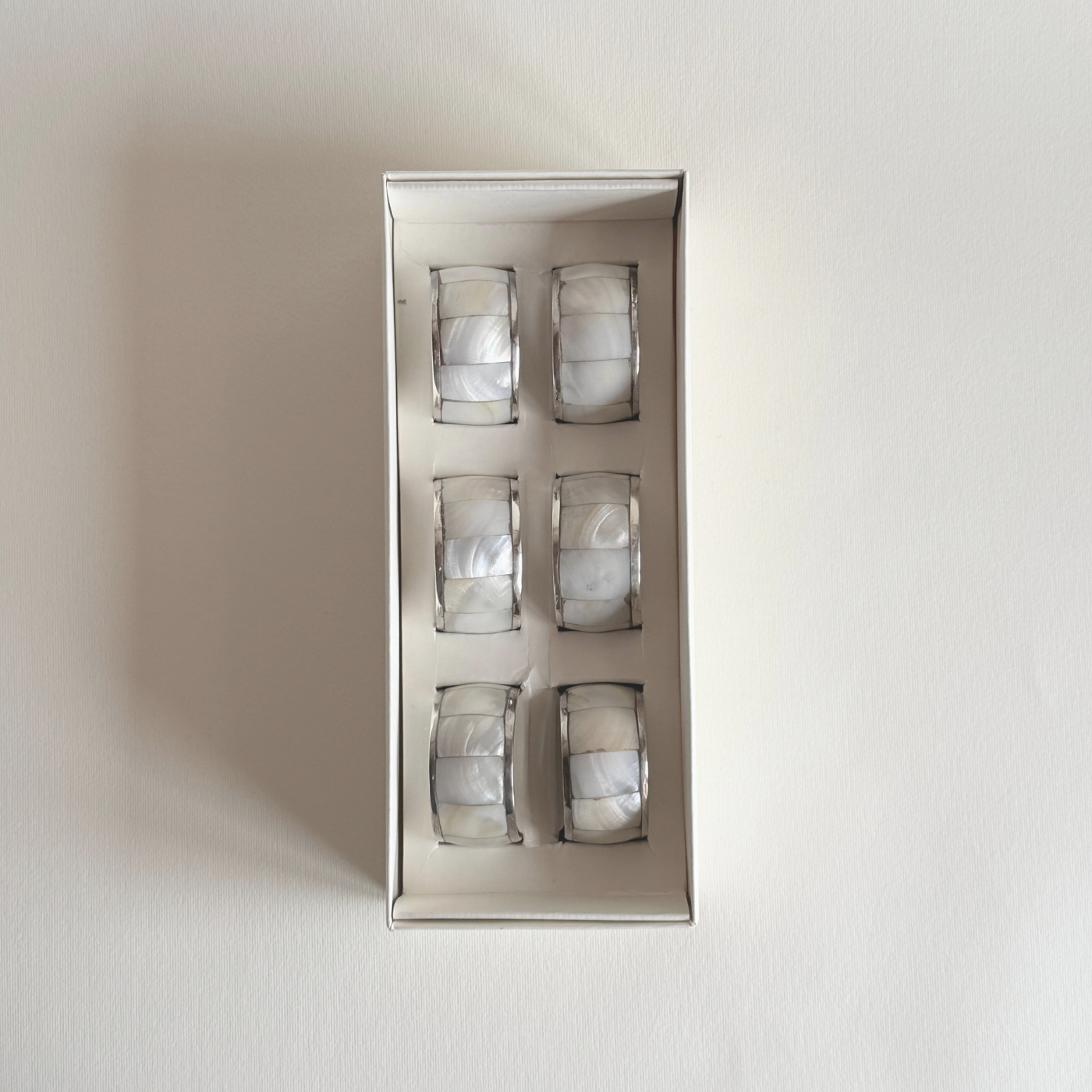 stuart 1670 napkin rings serving mother of pearl silver plate metal set of 6