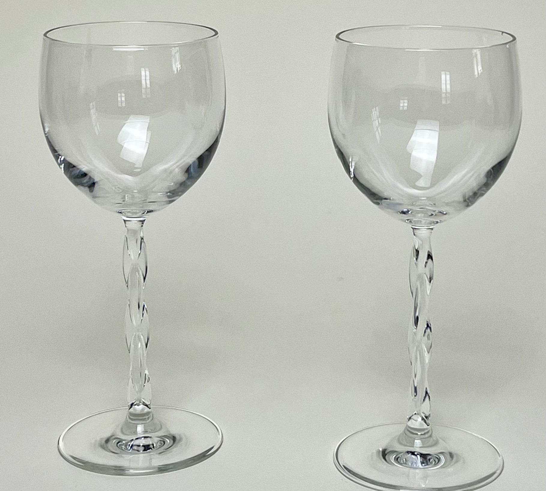 SET OF 2 I WINE GLASSES I Twisted stem - L'Officina General Store